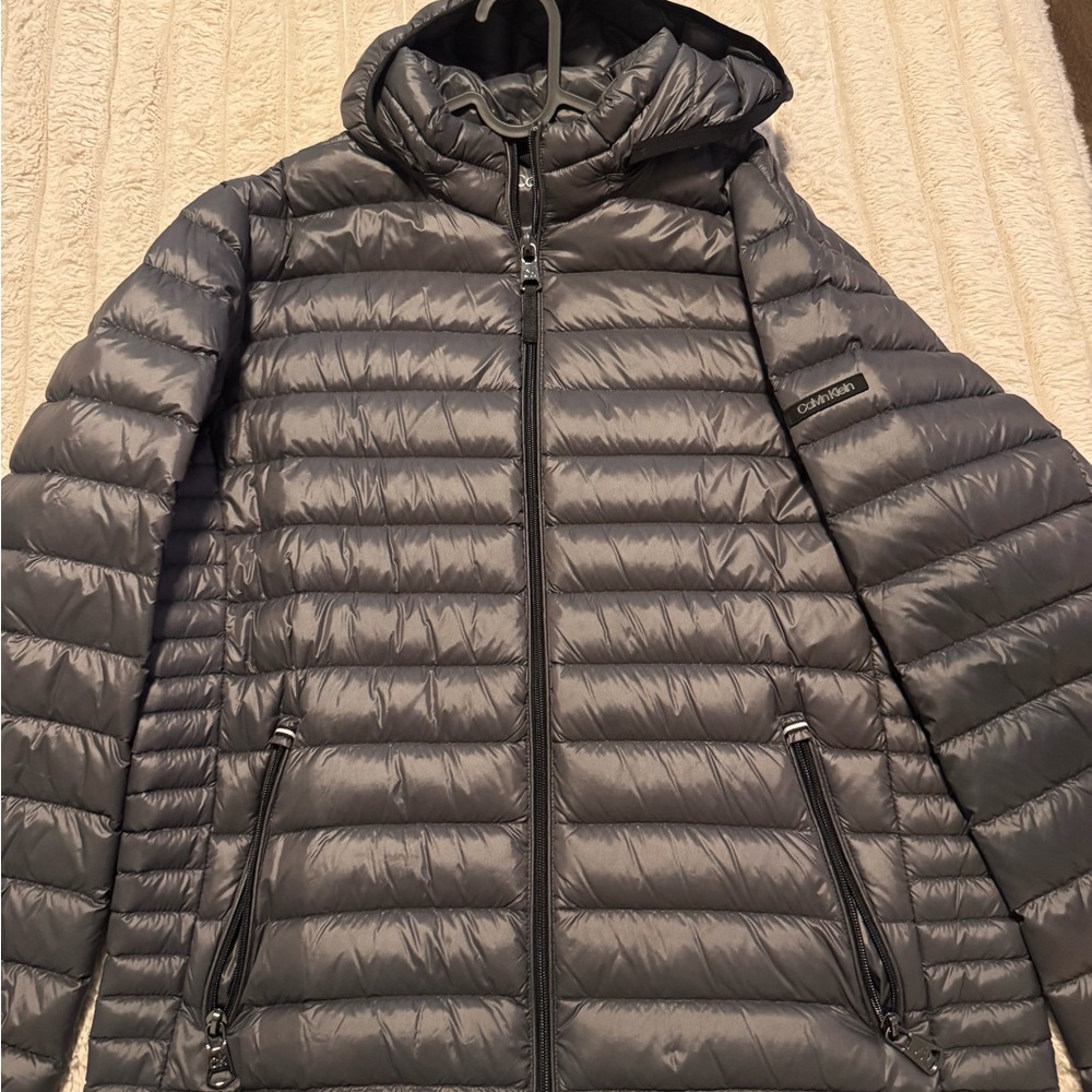 SOLD * Calvin Klein Men's Charcoal Puffer Jacket goose down